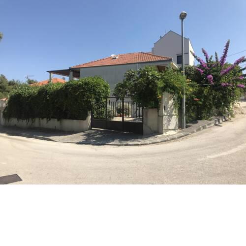 APARTMÁNY SUPETAR