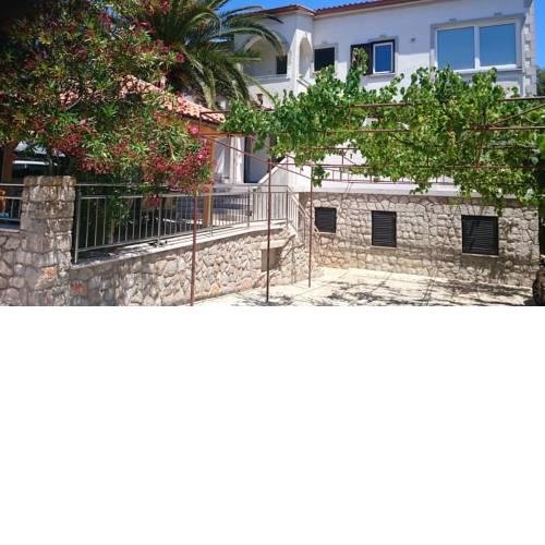 Apartments Vila Tisa