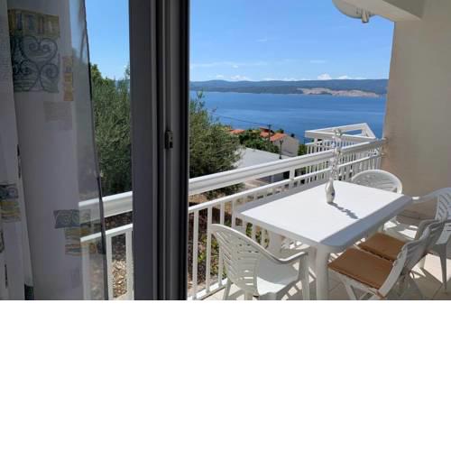 Apartment 2 with pool and amazing sea view