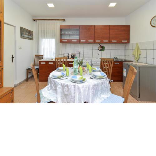Apartment 2141