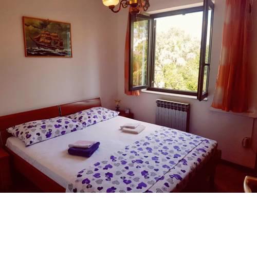 Apartment 22