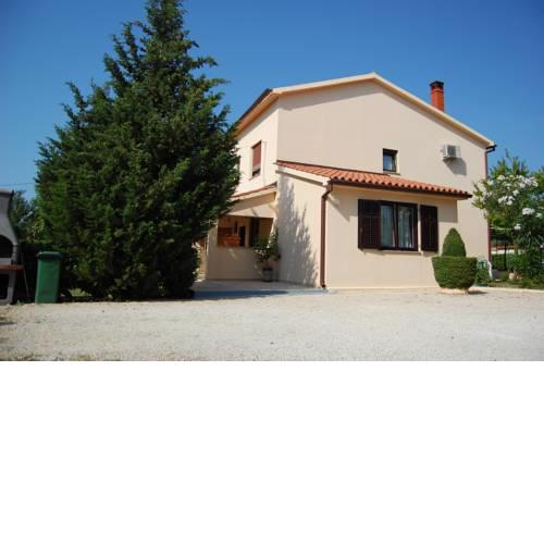 Apartment 3M