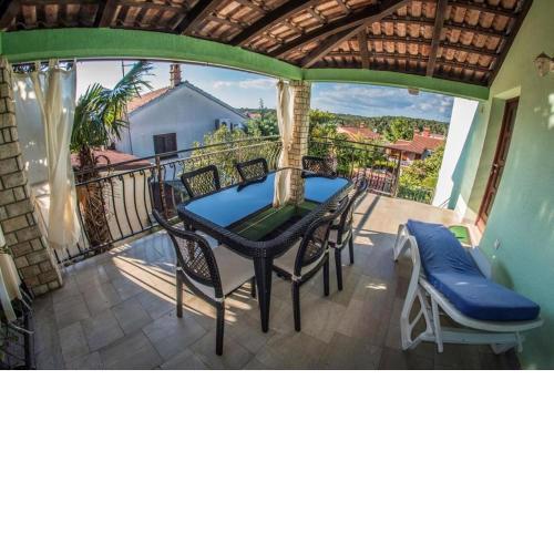 Apartment 4211-1 for 5 people in Banjole