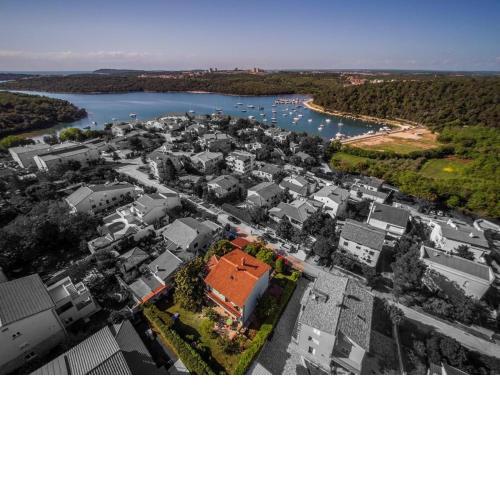 Apartment 4211-2 for 5 people in Banjole