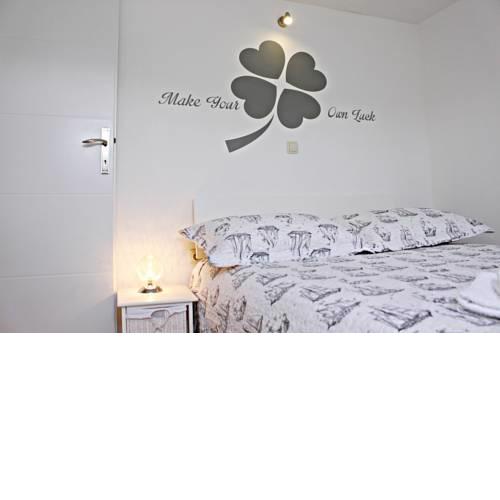 Apartment Ada