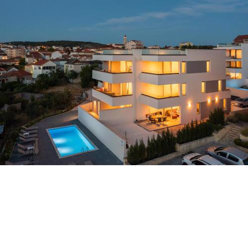 Apartment Alegria with pool