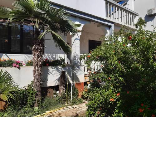 Apartment Ana - 1 bedroom, garden, near the beach