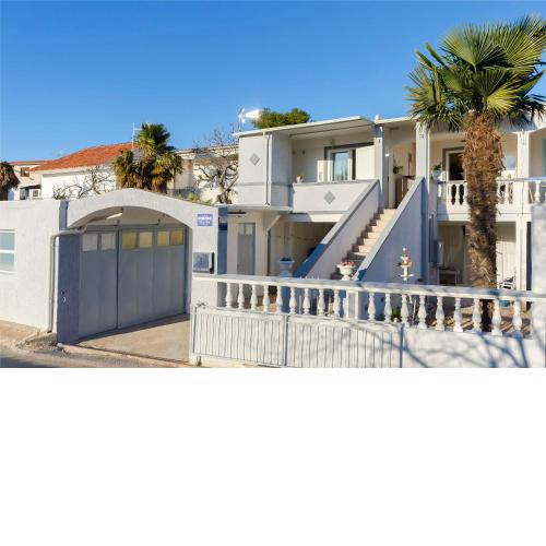 Apartment Ana F