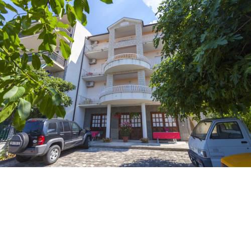 Apartment Ana