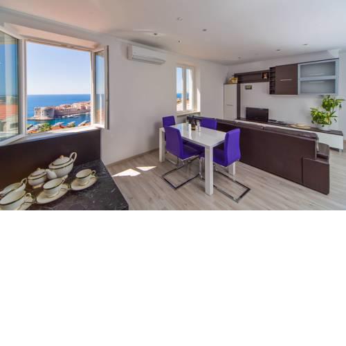 Apartment and Room Astelas