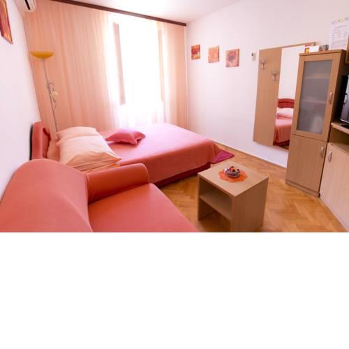 Apartment and Room Daria