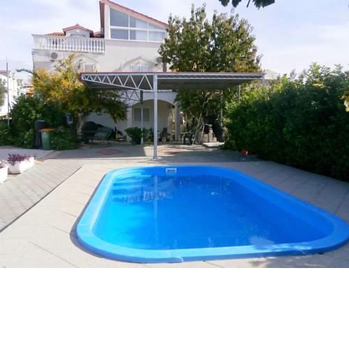 Apartment and Rooms Ivana