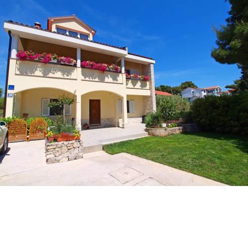 Apartment Ante.1
