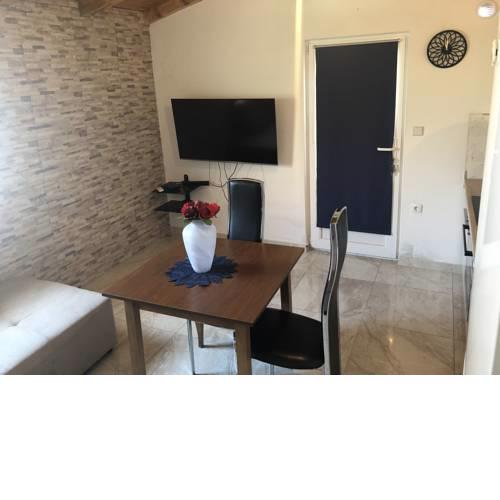 Apartment Ante