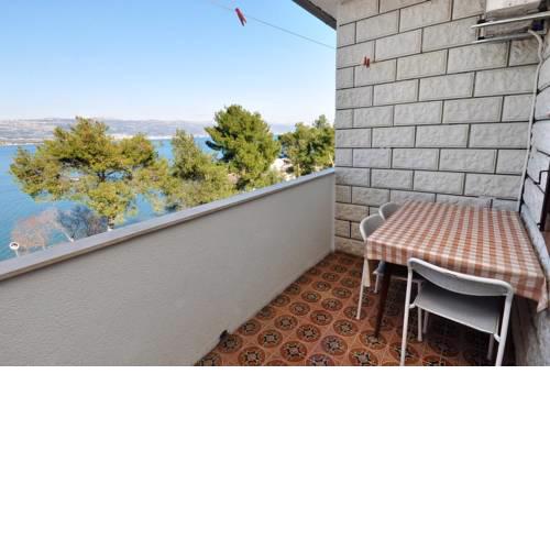 Apartment Arbanija 1085c