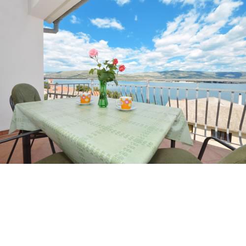 Apartment Arbanija A3