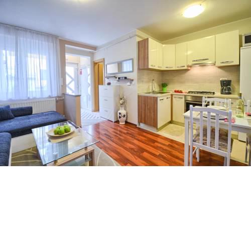 Apartment Arena