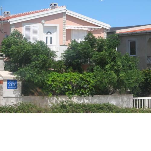 Apartment Aria