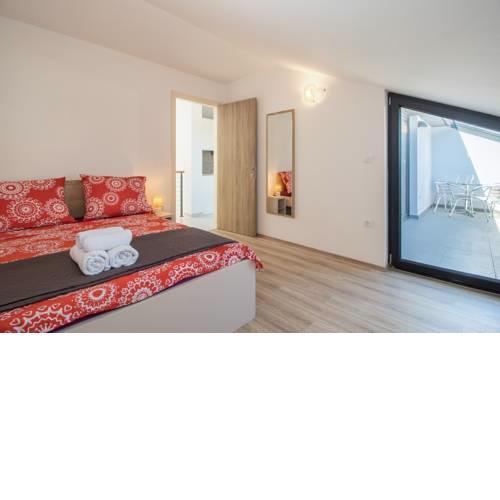 Apartment Aron