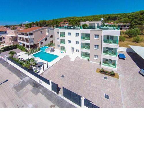 Apartment Arta-2
