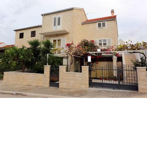 Apartment AV