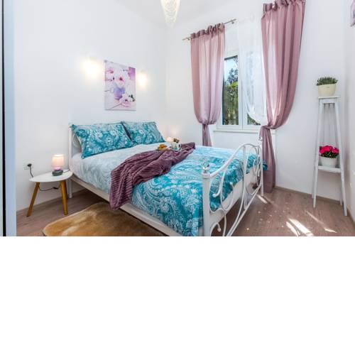 Apartment Avalon