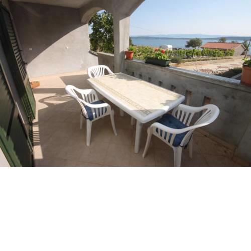 Apartment Banj 8242a