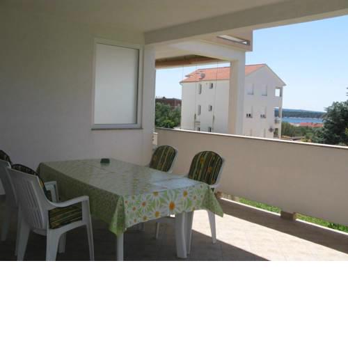 Apartment Banjol 11082a