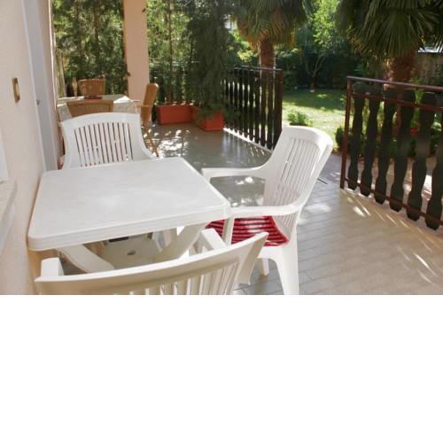 Apartment Basanija 7334b