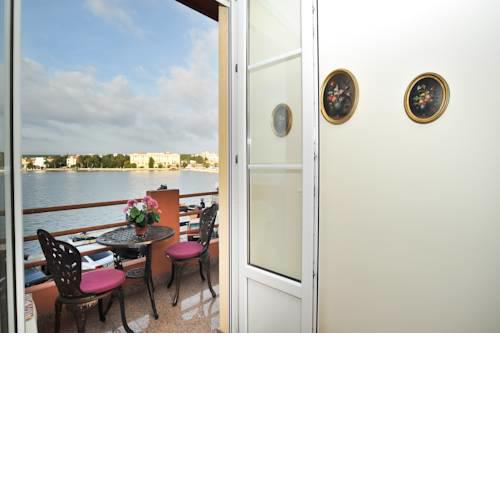 Apartment Beautiful Sea View
