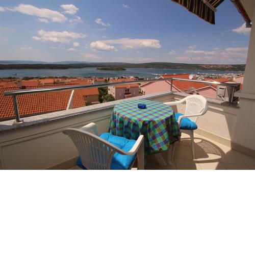 Apartment Biserka