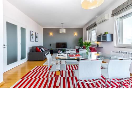 Apartment Bok