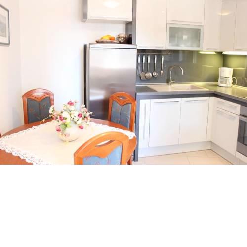 Apartment Bol 14124a