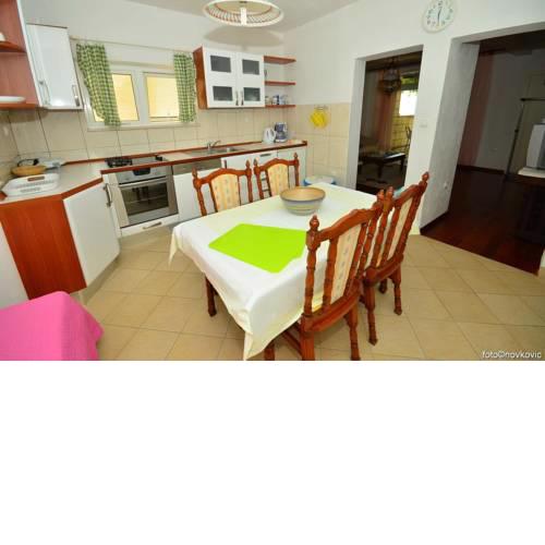 Apartment Bol 2921b