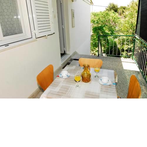 Apartment Bol