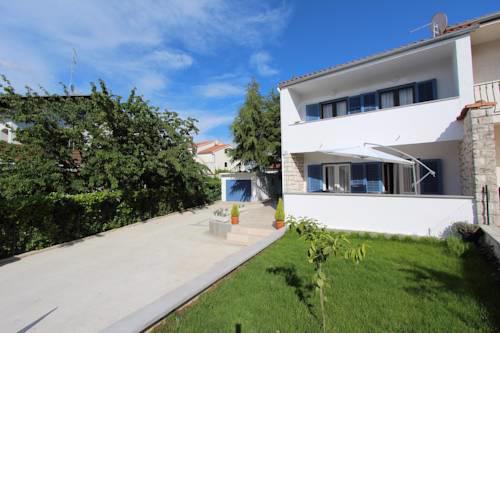 Apartment Bonaca