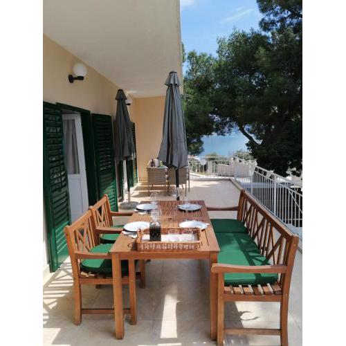Apartment Borovi with terrace and parking Podaca