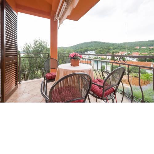 Apartment Bozava 8124b