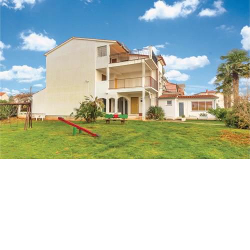 Apartment Brace Ilic III