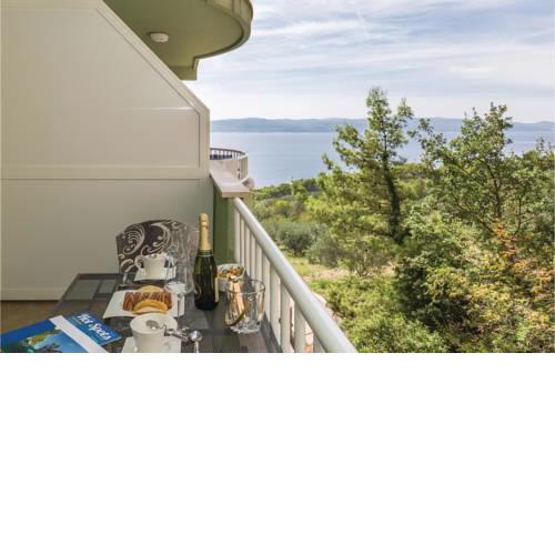 Apartment Brela with Sea View 10