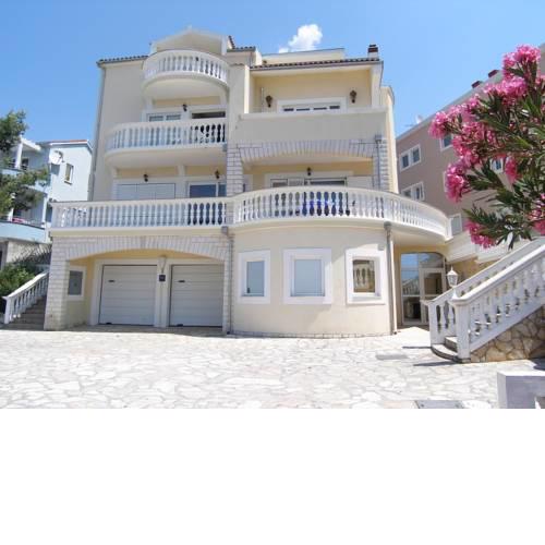 Apartment Brodarica 15270a