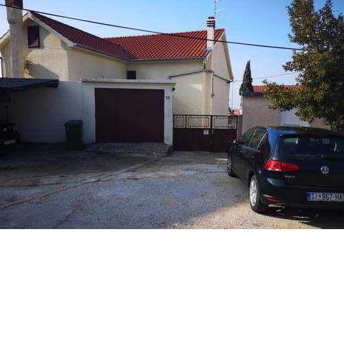 Apartment Brodarica 16470b