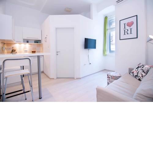 Apartment Bura