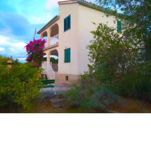 Apartment Bura