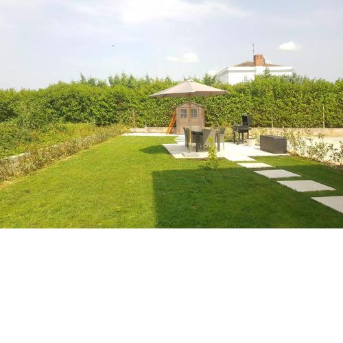 Apartment Buščina,duplex house with garden