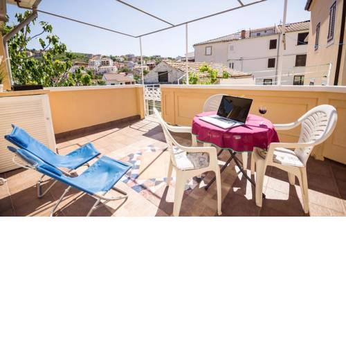 Apartment Buza