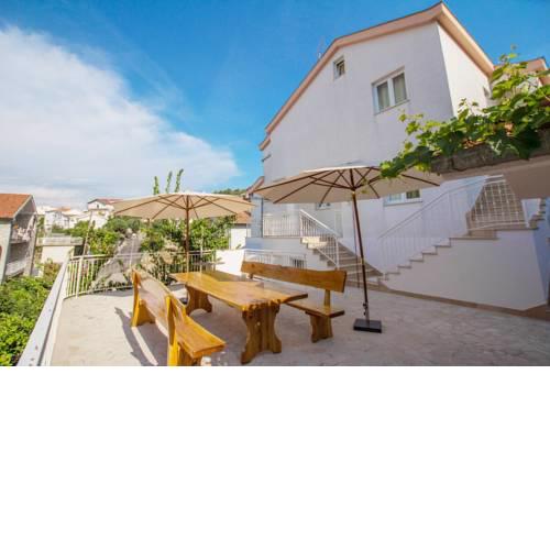 Apartment Ciovo 23