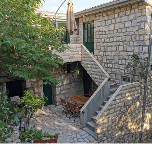 Apartment country house Veronika