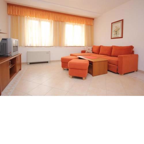 Apartment Cres 7985f