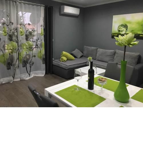 Apartment D & N